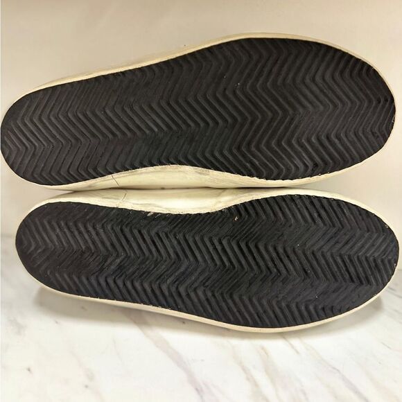 Golden Goose White Sneakers with Blue Laces and Star Detail - Picture 7 of 7